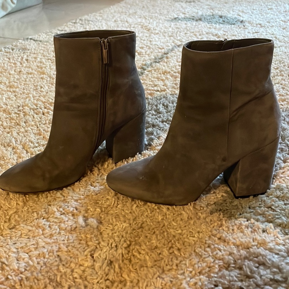 Vince Camuto grey suede boots